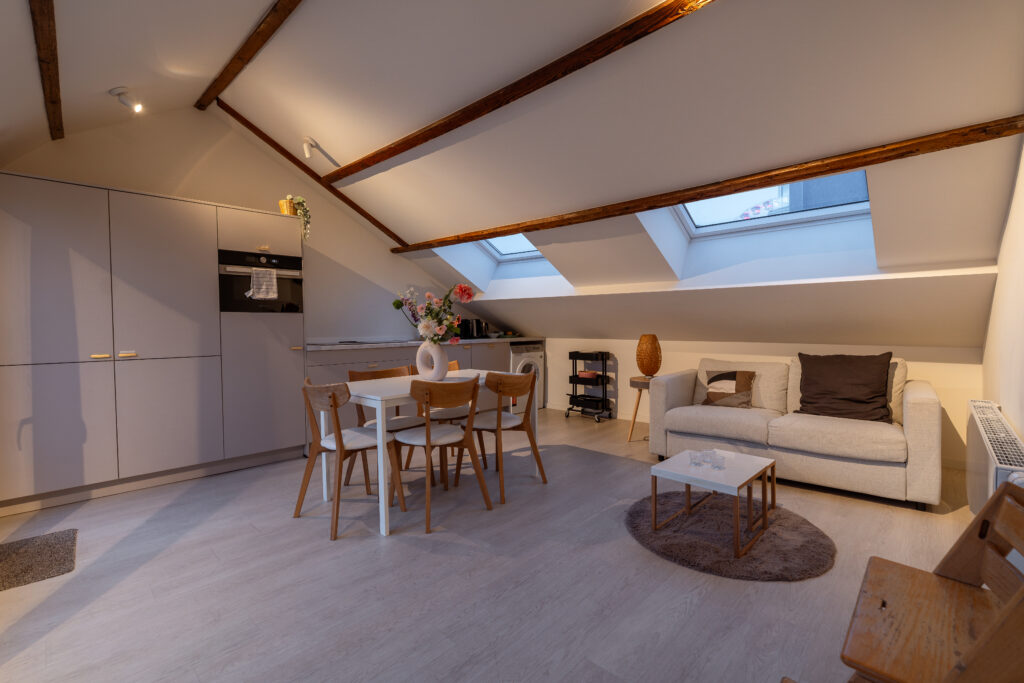 Kozy_01.05.2026_Vlasmarkt_70